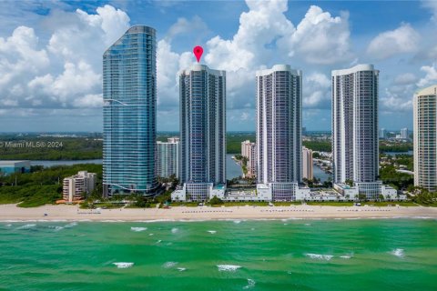 Copropriété à louer à Sunny Isles Beach, Floride: 3 chambres, 183.39 m2 № 1887848 - photo 28