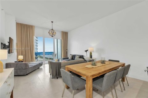 Copropriété à louer à Sunny Isles Beach, Floride: 3 chambres, 183.39 m2 № 1887848 - photo 6