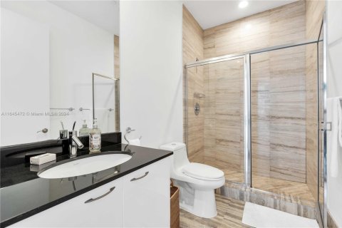 Copropriété à louer à Sunny Isles Beach, Floride: 3 chambres, 183.39 m2 № 1887848 - photo 21