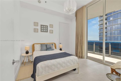 Copropriété à louer à Sunny Isles Beach, Floride: 3 chambres, 183.39 m2 № 1887848 - photo 13