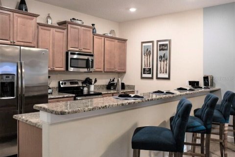 Adosado en venta en Kissimmee, Florida, 4 dormitorios, 176.7 m2 № 2166008 - foto 3