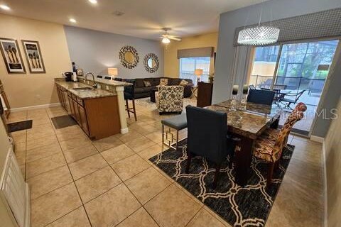Adosado en venta en Kissimmee, Florida, 4 dormitorios, 176.7 m2 № 2166008 - foto 4