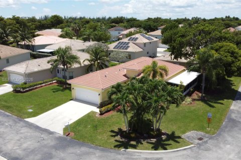 Villa ou maison à vendre à Homestead, Floride: 3 chambres, 141.12 m2 № 2077700 - photo 24