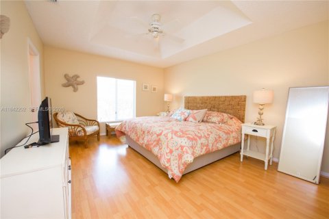 Villa ou maison à vendre à Homestead, Floride: 3 chambres, 141.12 m2 № 2077700 - photo 12
