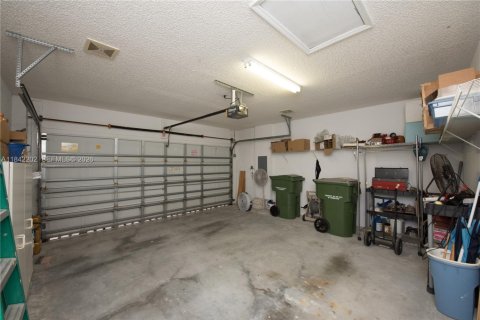 Villa ou maison à vendre à Homestead, Floride: 3 chambres, 141.12 m2 № 2077700 - photo 20