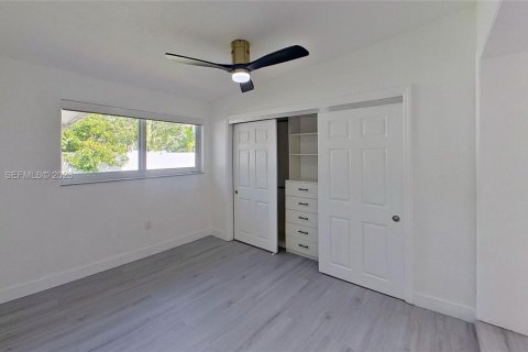 Купить виллу или дом в Майами, Флорида 3 спальни, 161.65м2, № 2087814 - фото 29