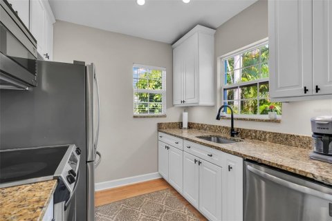 Casa en venta en Saint Pete Beach, Florida, 3 dormitorios, 109.81 m2 № 2217690 - foto 3