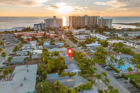 Casa en venta en Saint Pete Beach, Florida, 3 dormitorios, 109.81 m2 № 2217690 - foto 2