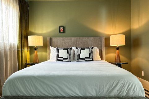 House in Pompano Beach, Florida 4 bedrooms, 149.94 sq.m. № 2052834 - photo 27