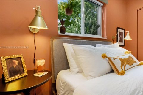 House in Pompano Beach, Florida 4 bedrooms, 149.94 sq.m. № 2052834 - photo 25