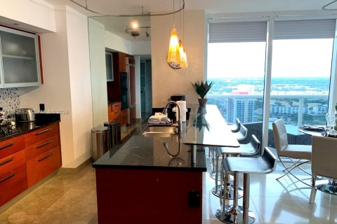 Copropriété à vendre à Hallandale Beach, Floride: 2 chambres, 135.45 m2 № 2045425 - photo 8