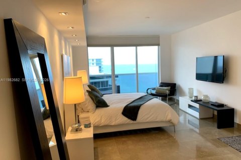 Copropriété à vendre à Hallandale Beach, Floride: 2 chambres, 135.45 m2 № 2045425 - photo 21