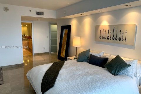 Copropriété à vendre à Hallandale Beach, Floride: 2 chambres, 135.45 m2 № 2045425 - photo 19