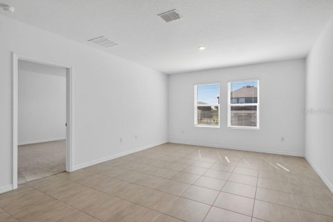 Casa en venta en Groveland, Florida, 4 dormitorios, 171.68 m2 № 2238293 - foto 7