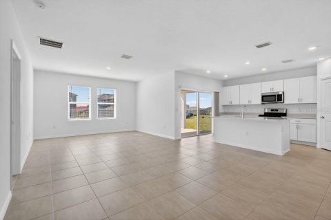 Casa en venta en Groveland, Florida, 4 dormitorios, 171.68 m2 № 2238293 - foto 11