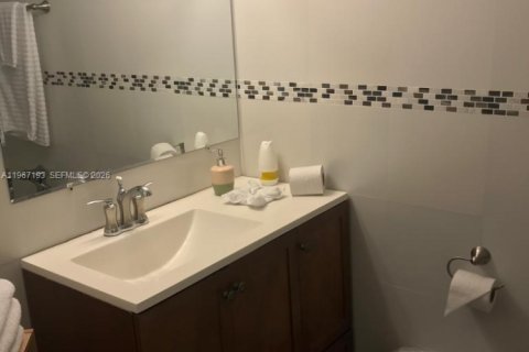 Copropriété à vendre à Hallandale Beach, Floride: 1 chambre, 29.73 m2 № 2081373 - photo 7