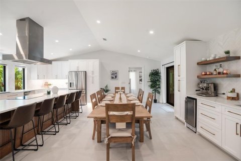 Купить виллу или дом в Сарасота, Флорида 7 комнат, 198.35м2, № 1530006 - фото 11