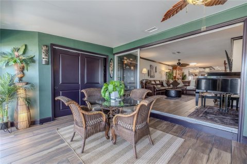 Casa en venta en Saint Petersburg, Florida, 2 dormitorios, 148.64 m2 № 2386682 - foto 29