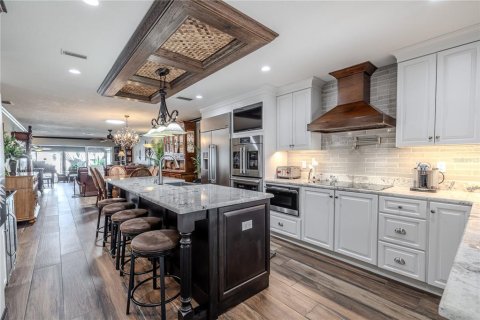 Casa en venta en Saint Petersburg, Florida, 2 dormitorios, 148.64 m2 № 2386682 - foto 5
