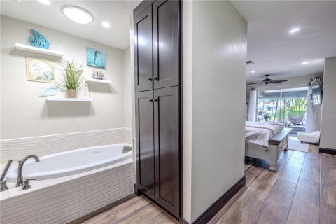 Casa en venta en Saint Petersburg, Florida, 2 dormitorios, 148.64 m2 № 2386682 - foto 21