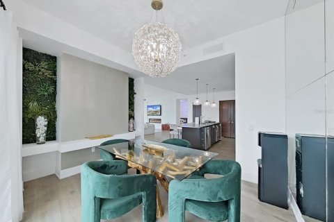 Condominio en venta en Tampa, Florida, 3 dormitorios, 328.78 m2 № 2114858 - foto 24