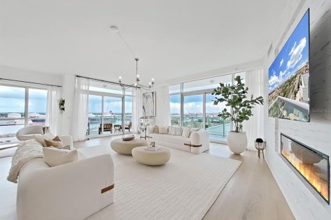Condominio en venta en Tampa, Florida, 3 dormitorios, 328.78 m2 № 2114858 - foto 13