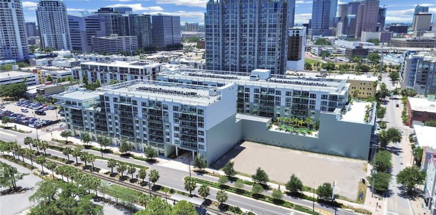 Condominio en Tampa, Florida, 3 dormitorios  № 2114858