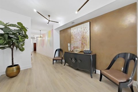 Condominio en venta en Tampa, Florida, 3 dormitorios, 328.78 m2 № 2114858 - foto 19