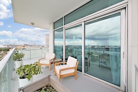 Condominio en venta en Tampa, Florida, 3 dormitorios, 328.78 m2 № 2114858 - foto 4