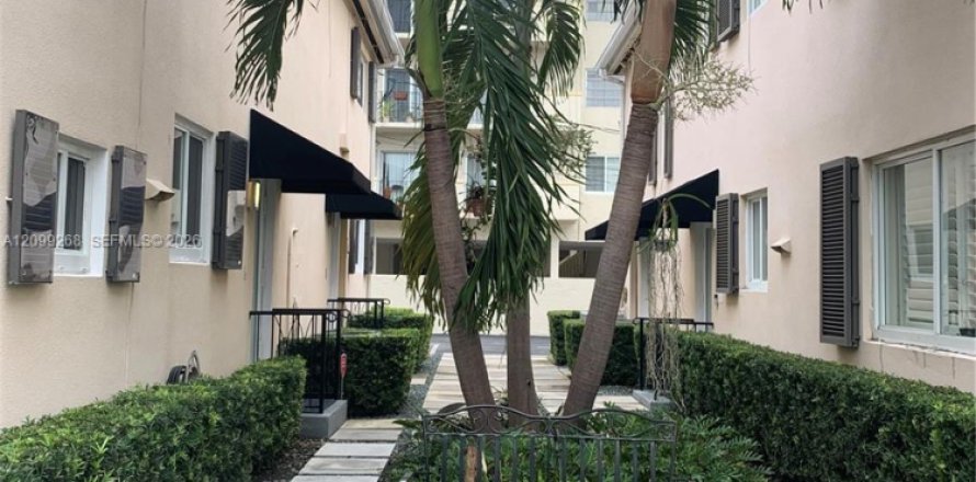 Condo à Coral Gables, Floride, 2 chambres  № 2394690