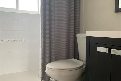 Copropriété à louer à Coral Gables, Floride: 2 chambres, 117.06 m2 № 2394690 - photo 10