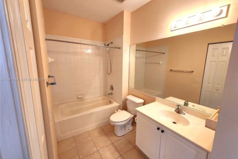 Снять в аренду кондоминиум в Мирамар, Флорида 1 спальня, 72м2, № 1998115 - фото 22