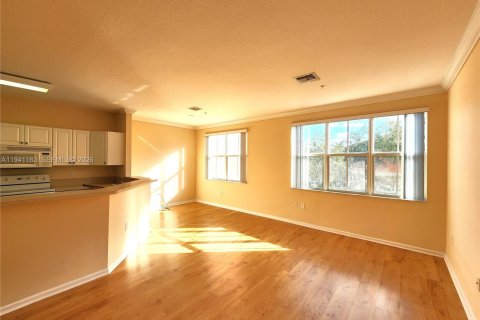 Снять в аренду кондоминиум в Мирамар, Флорида 1 спальня, 72м2, № 1998115 - фото 11