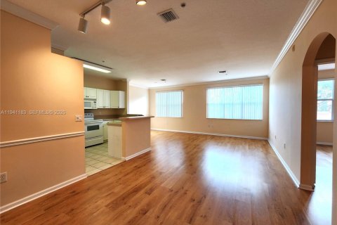 Снять в аренду кондоминиум в Мирамар, Флорида 1 спальня, 72м2, № 1998115 - фото 2