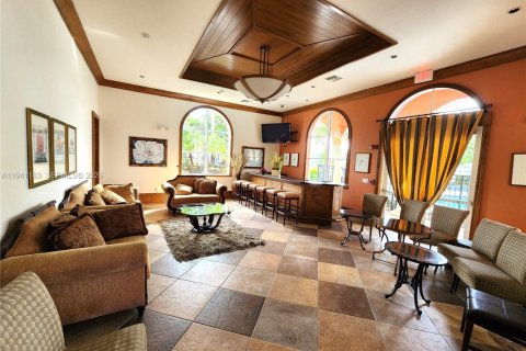 Снять в аренду кондоминиум в Мирамар, Флорида 1 спальня, 72м2, № 1998115 - фото 24