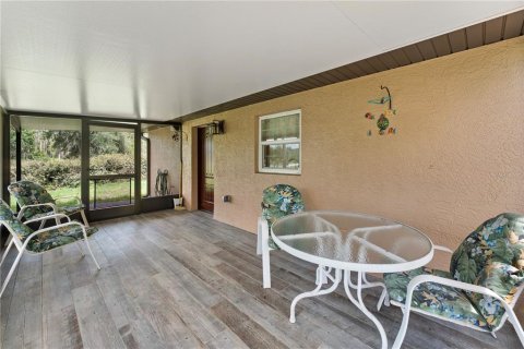 Villa ou maison à louer à North Port, Floride: 2 chambres, 81.1 m2 № 2101689 - photo 18