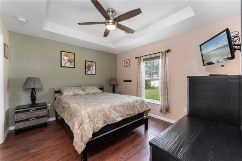 Villa ou maison à louer à North Port, Floride: 2 chambres, 81.1 m2 № 2101689 - photo 13