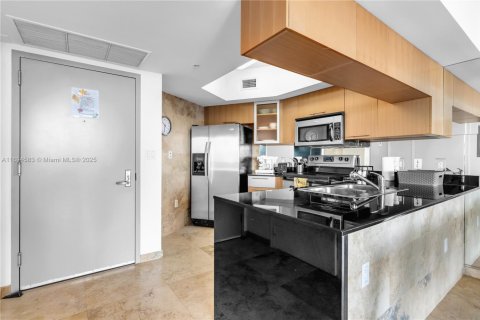 Copropriété à louer à Miami, Floride: 2 chambres, 97.36 m2 № 1764469 - photo 21