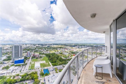 Copropriété à louer à Miami, Floride: 2 chambres, 97.36 m2 № 1764469 - photo 16