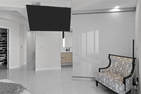 Condo in Tampa, Florida, 3 bedrooms  № 1877348 - photo 13