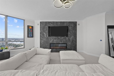 Condo in Tampa, Florida, 3 bedrooms  № 1877348 - photo 4