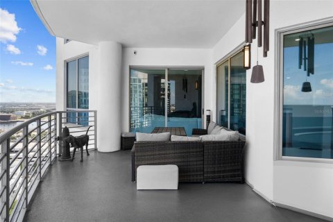 Condo in Tampa, Florida, 3 bedrooms  № 1877348 - photo 26