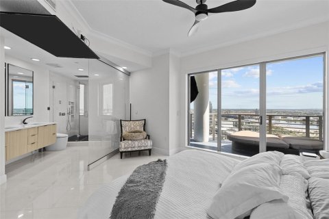 Condo in Tampa, Florida, 3 bedrooms  № 1877348 - photo 11