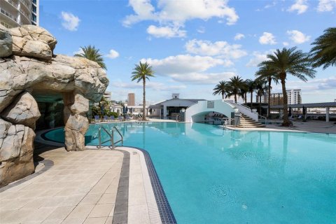 Condo in Tampa, Florida, 3 bedrooms  № 1877348 - photo 30