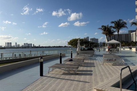 Copropriété à louer à Miami Beach, Floride: 63.17 m2 № 2048856 - photo 21