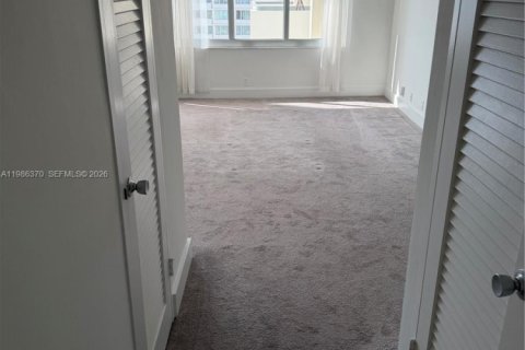 Copropriété à louer à Miami Beach, Floride: 63.17 m2 № 2048856 - photo 5