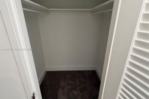 Copropriété à louer à Miami Beach, Floride: 63.17 m2 № 2048856 - photo 14