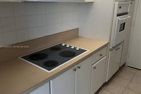 Copropriété à louer à Miami Beach, Floride: 63.17 m2 № 2048856 - photo 7