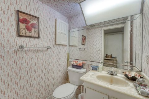Condominio en venta en Pembroke Pines, Florida, 2 dormitorios, 88.63 m2 № 1710807 - foto 8