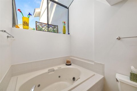 Copropriété à vendre à Sarasota, Floride: 3 chambres, 213.12 m2 № 1733747 - photo 28
